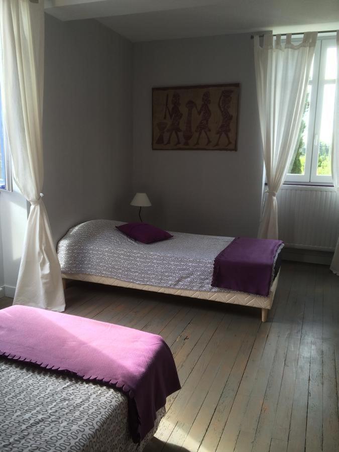 Chambres D'Hotes Les Heures Claires Briennon Esterno foto