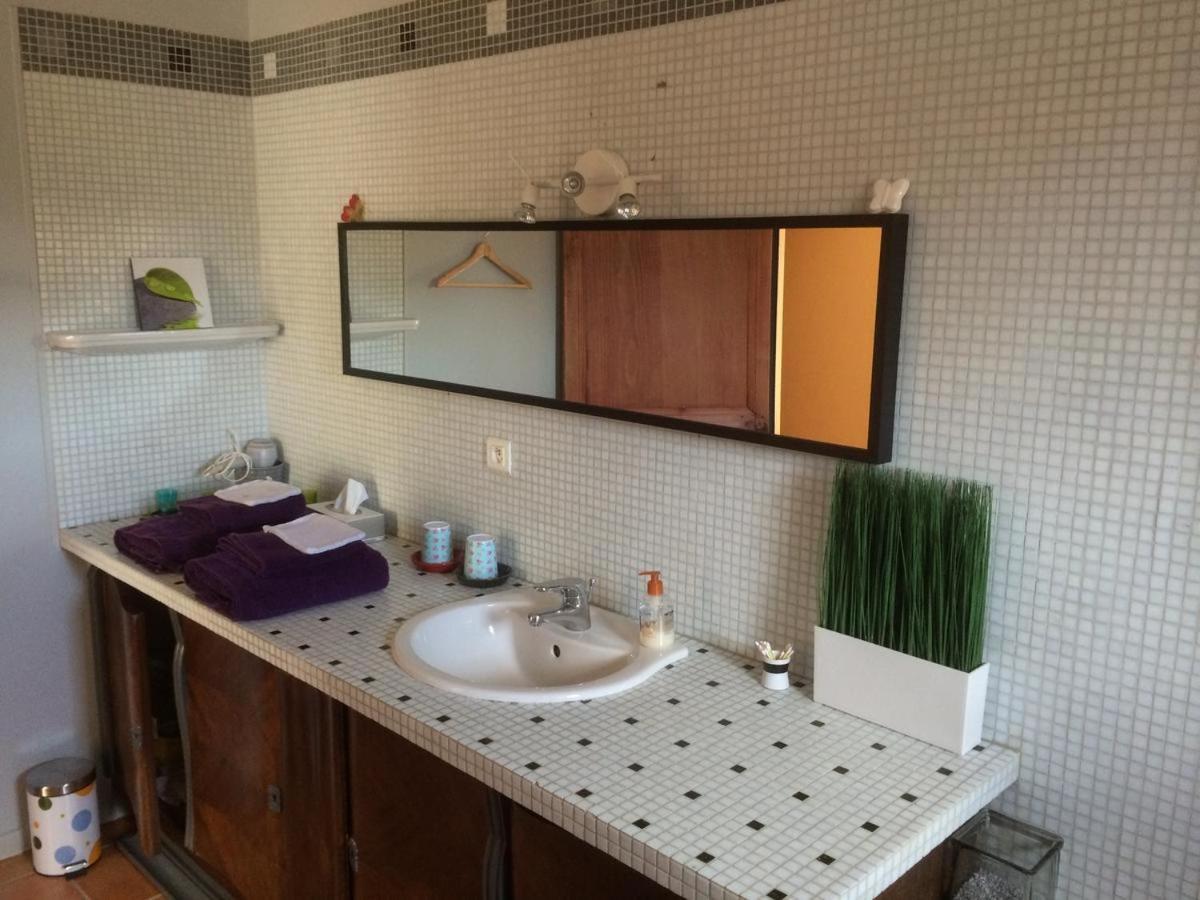 Chambres D'Hotes Les Heures Claires Briennon Esterno foto